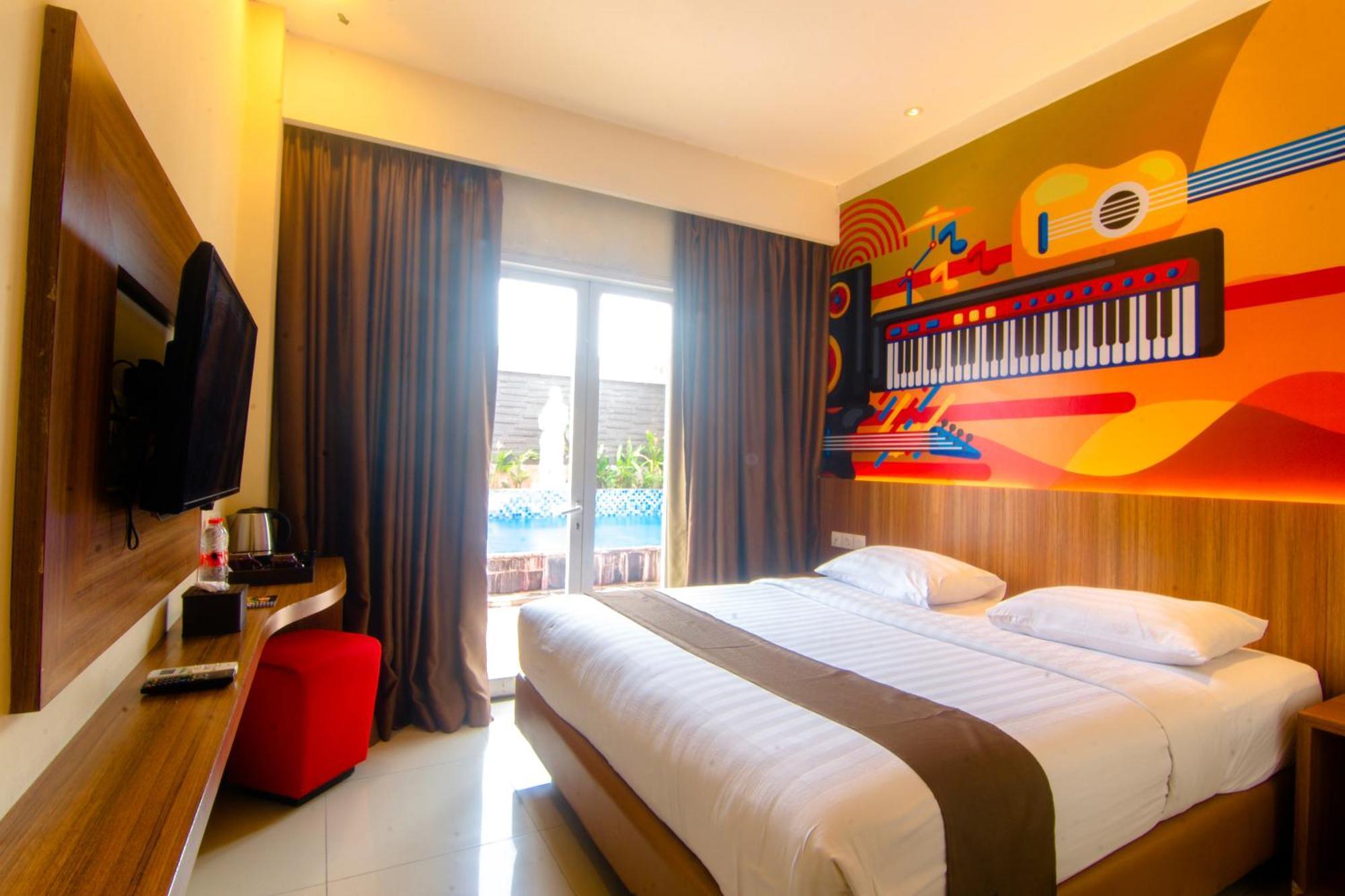 Front One Hotel Purwodadi Purwodadi  Екстериор снимка