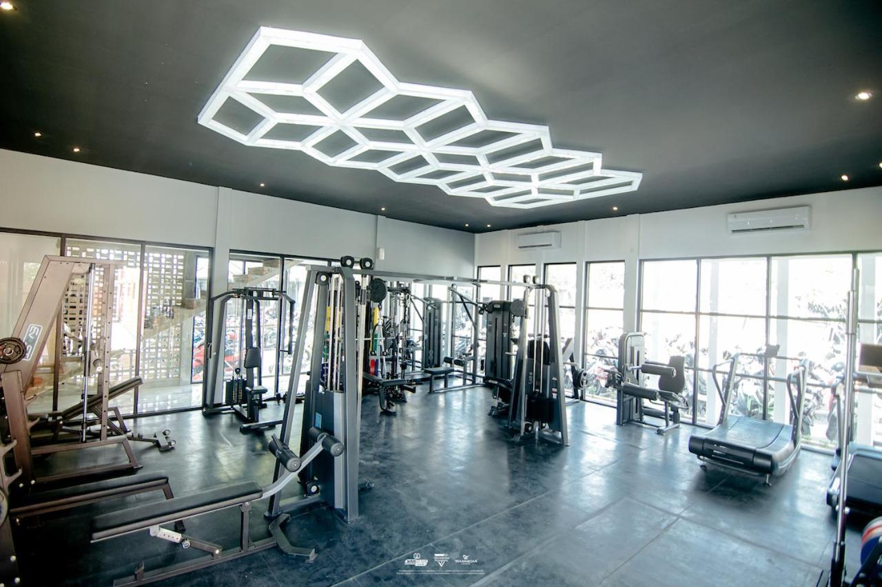Front One Hotel Purwodadi Purwodadi  Екстериор снимка